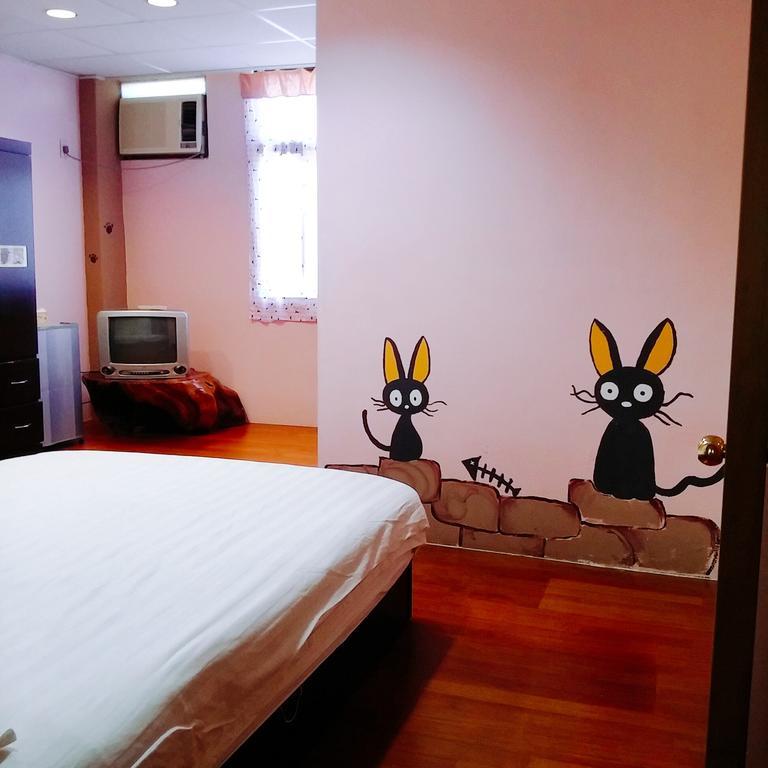 Pu Shi Homestay Yuli Esterno foto