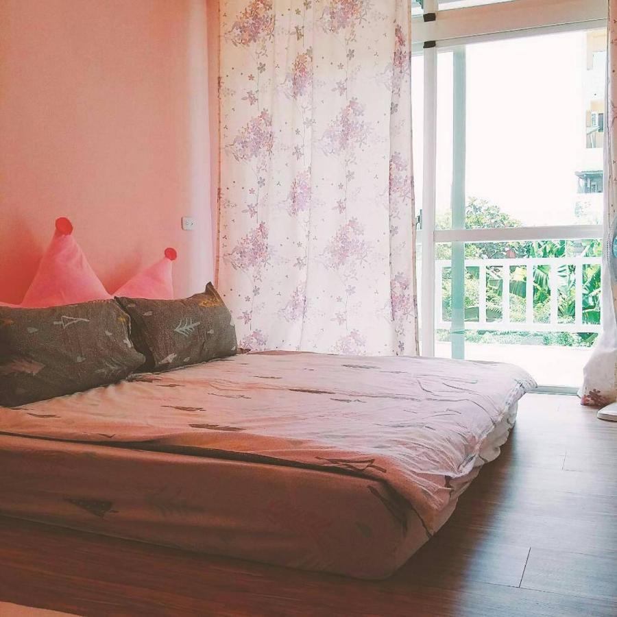 Pu Shi Homestay Yuli Esterno foto